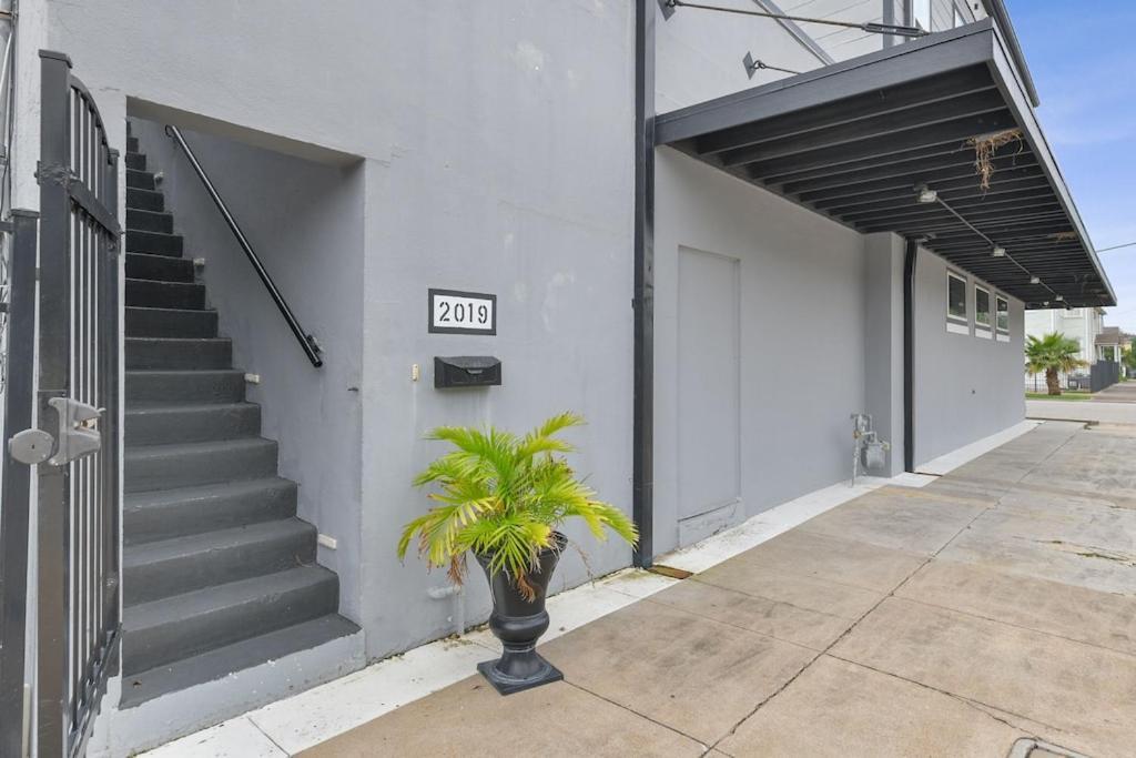 The Sparkled Seahorse Galveston Exterior photo